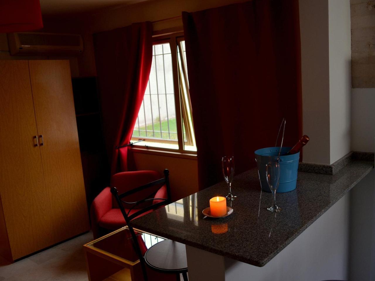 Vía Lavalle Apartamento *